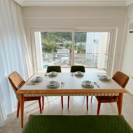 Beatrice Large Family Vilă *