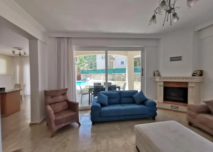Beatrice Large Family Villa *
