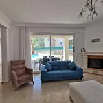 Beatrice Large Family Villa *