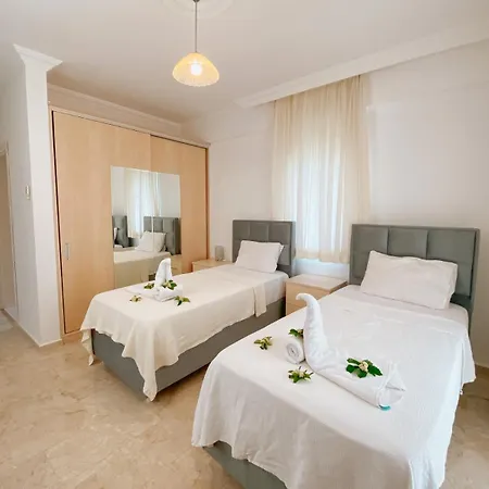 Beatrice Large Family *